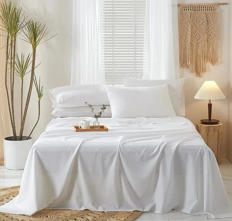 Luxury 100 Cotton Bedding Set 4-piece Embroidery Sheet With 300tc Woven Plain And Striped Pattern For Hotel Or Home Use