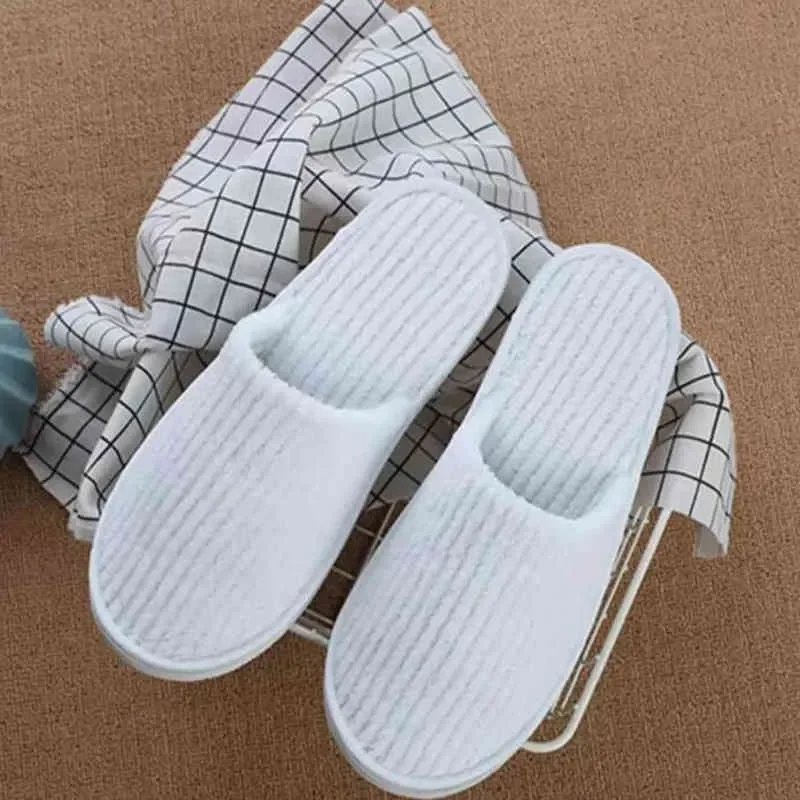 Custom Eco-friendly Striped Coral Fleece Spa Slippers For Adults Kids Disposable Comfortable Shoes 5 Star Hotels Weddings