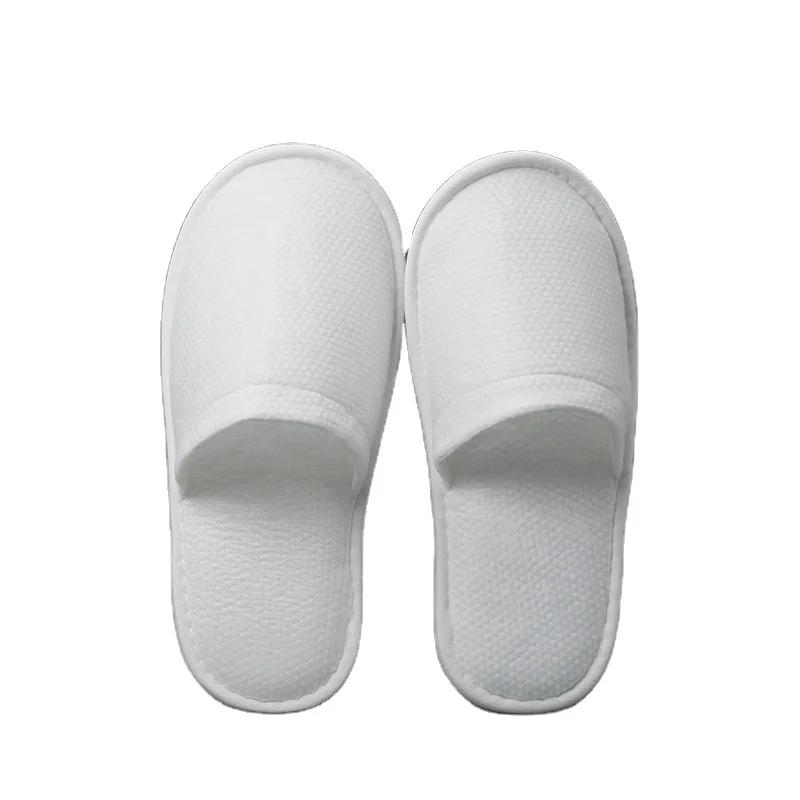 Custom Wholesale Lightweight White Hotel Slippers Eco-friendly Disposable Travel Amenities Portable Guestroom Slippers