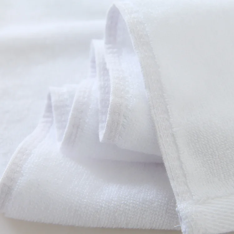 100% Cotton Knitted Compressed Hotel Quality Disposable Bath Towels 50 Pc Per 30 600-800gsm Plain Style Bed Linen For Hotels