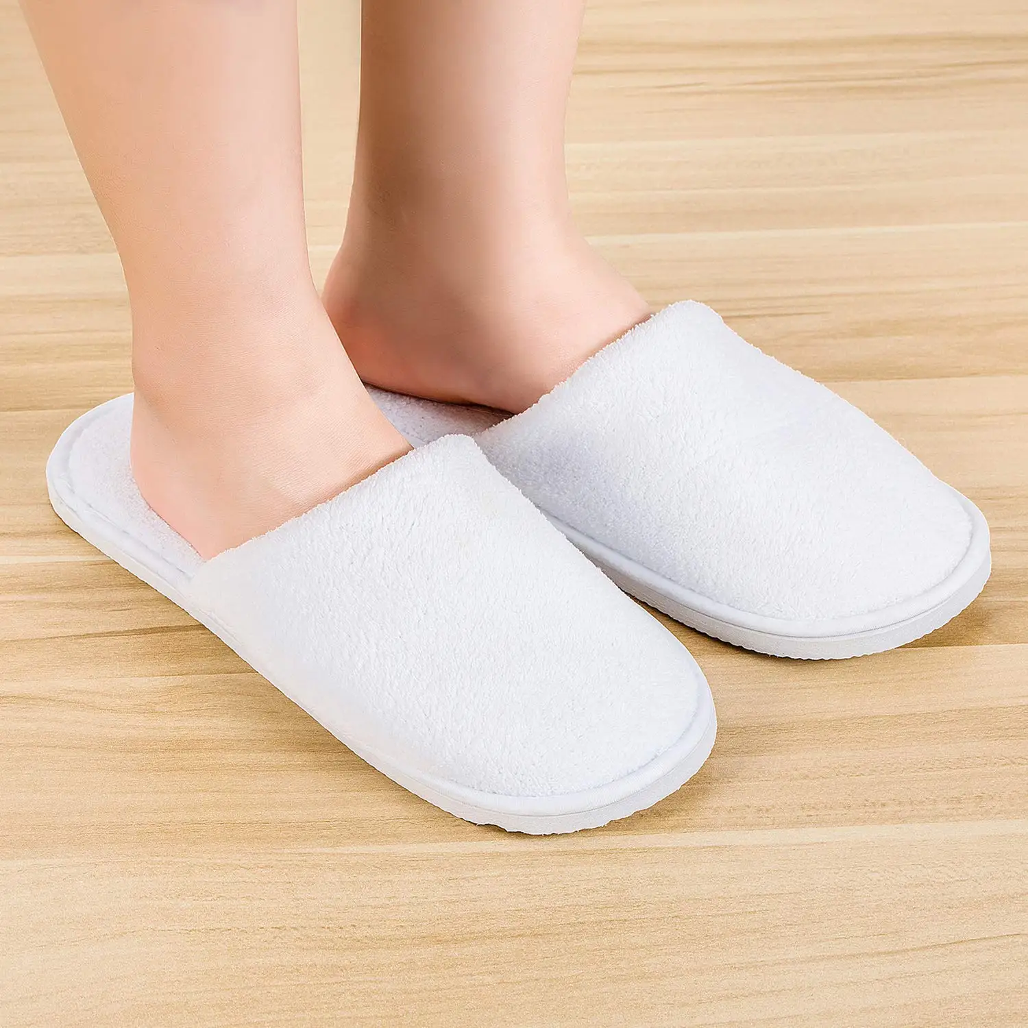 Personalized Premium Anti-slip Hotel Slippers Comfortable Soft Disposable Spa Guest Shoes For Luxury Hospitality