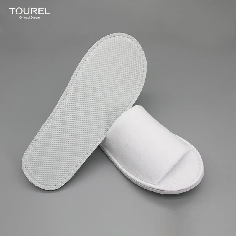 Wholesale Light Weight Cotton Coral Fleece Disposable Hotel Slippers Non-slip Eva Sole Spa Customization Logo Cheap Comfortable