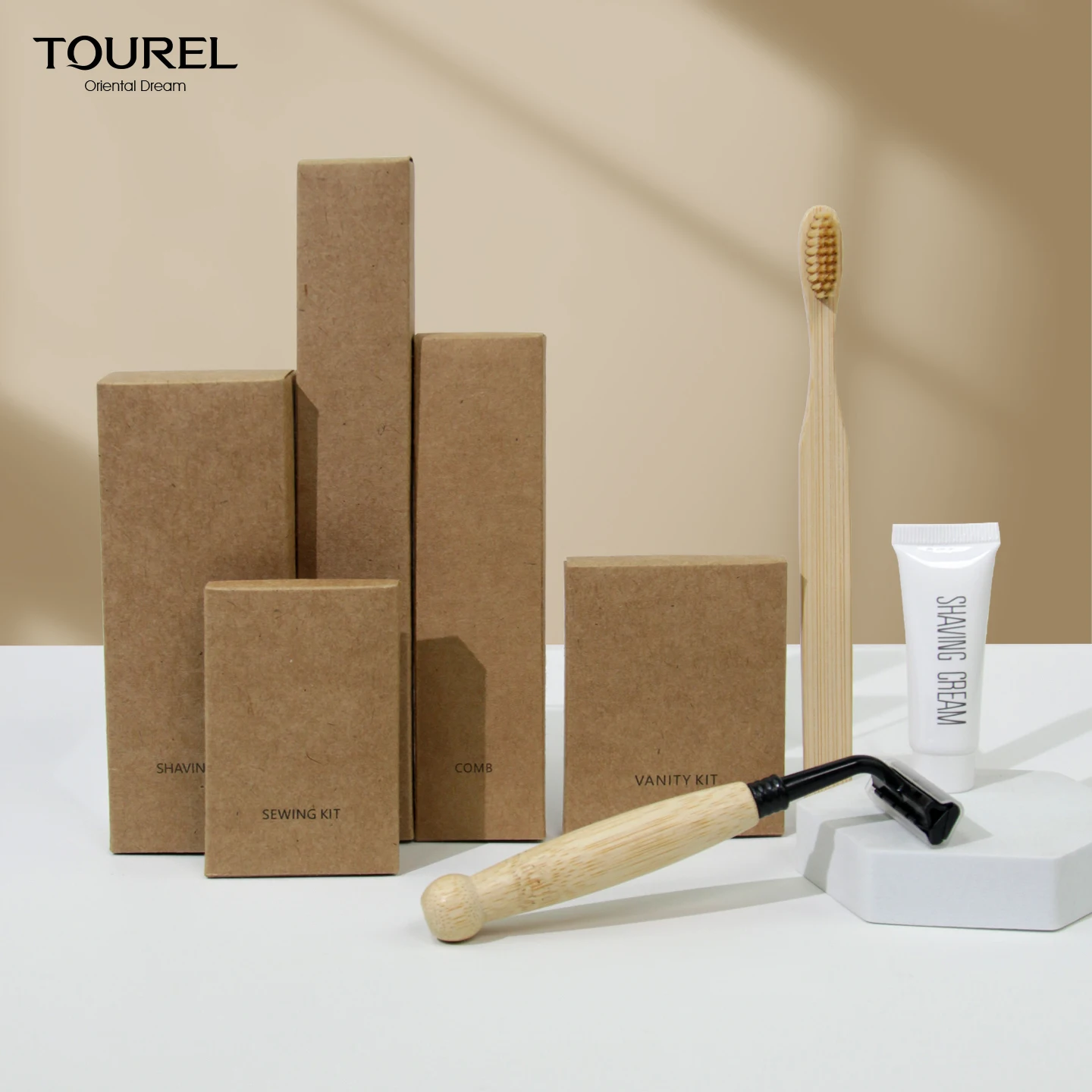 Eco-friendly Disposable Bamboo Hotel Toiletries Kit Dry Amenities Set Toothbrush Comb Razor Biodegradable Shower Cap