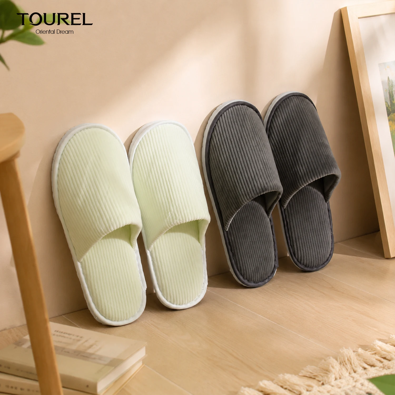 Custom Striped Flannel Disposable Slippers For Hotel Resort 7.5mm Bone Eva Sole Closed Toe Disposable Guest Slippers
