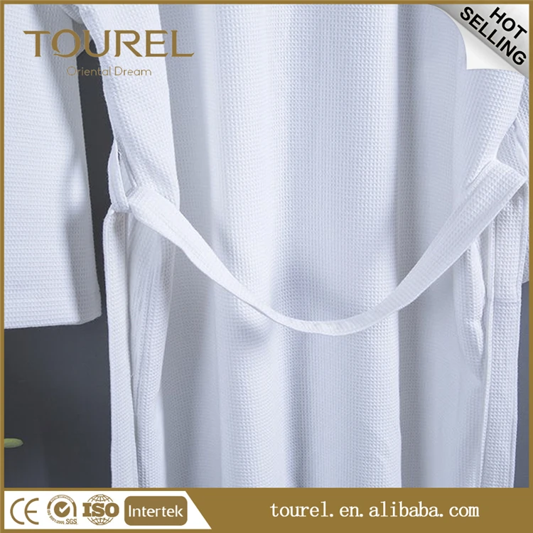 Custom Logo 5 Star Hotel White 100% Cotton Waffle Wholesale Bathrobe