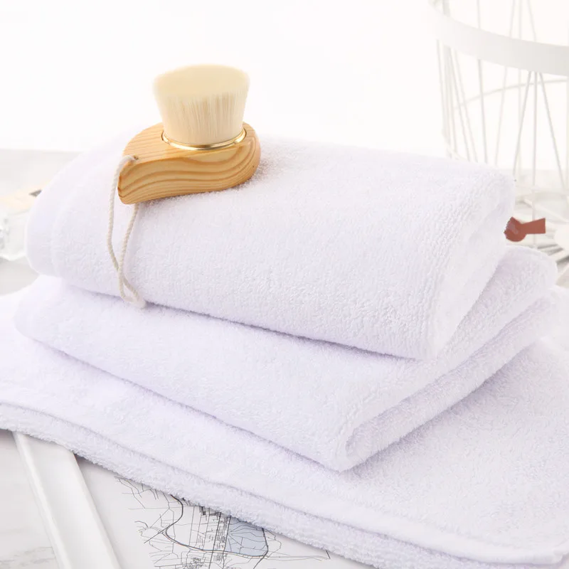 Hotel Quality White Bath Towels With 70x140cm And 80x160cm