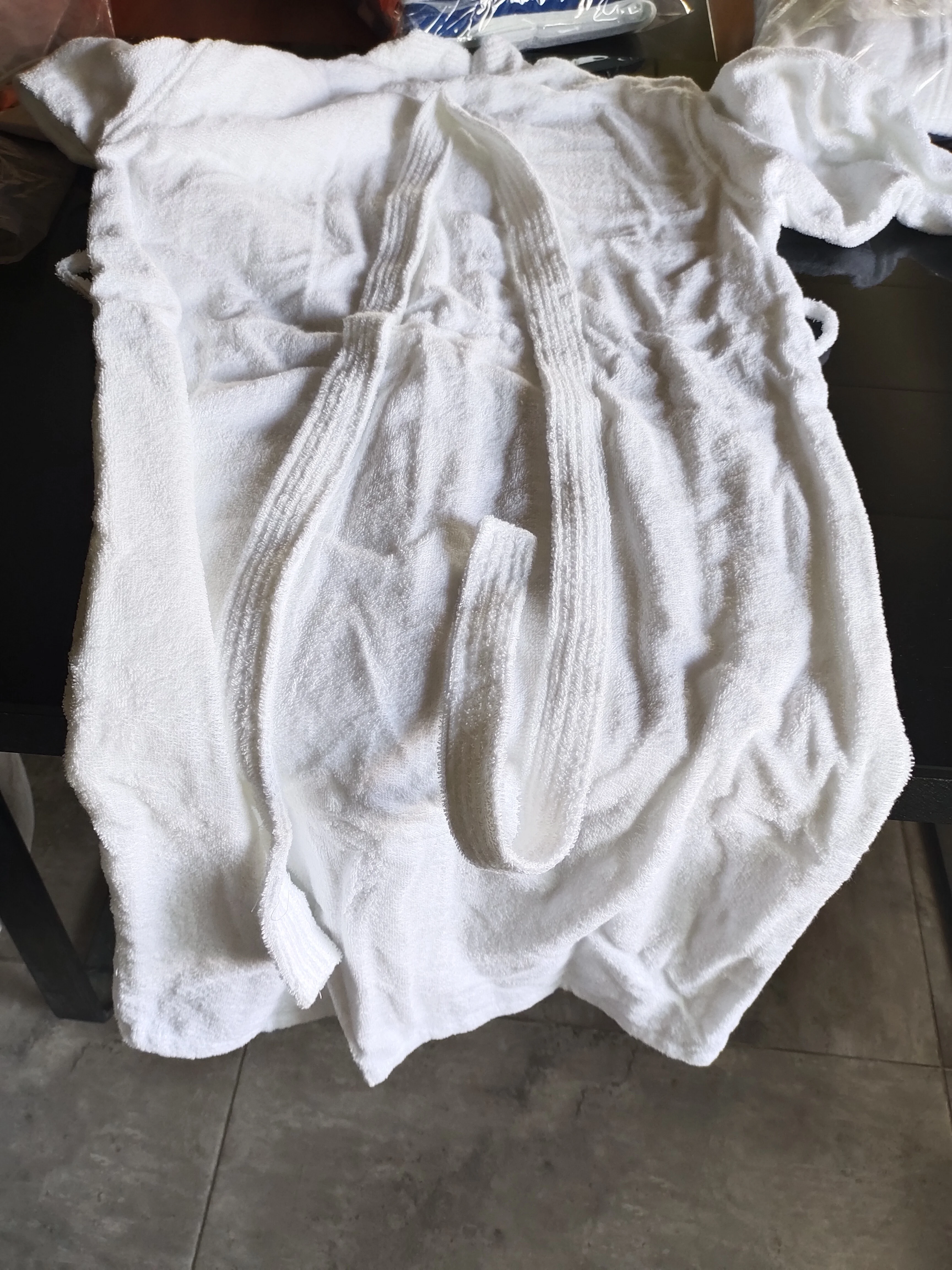 Cotton 5 Star Hilton Ladies V-neck Coral Fleece Bathrobe Fashion Fancy Hotel New Design Shawl Collar For Summer Spring
